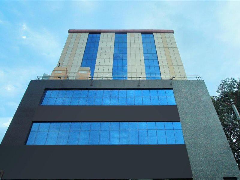 פאלני Hotel Tiruchendur Mani Iyer מראה חיצוני תמונה