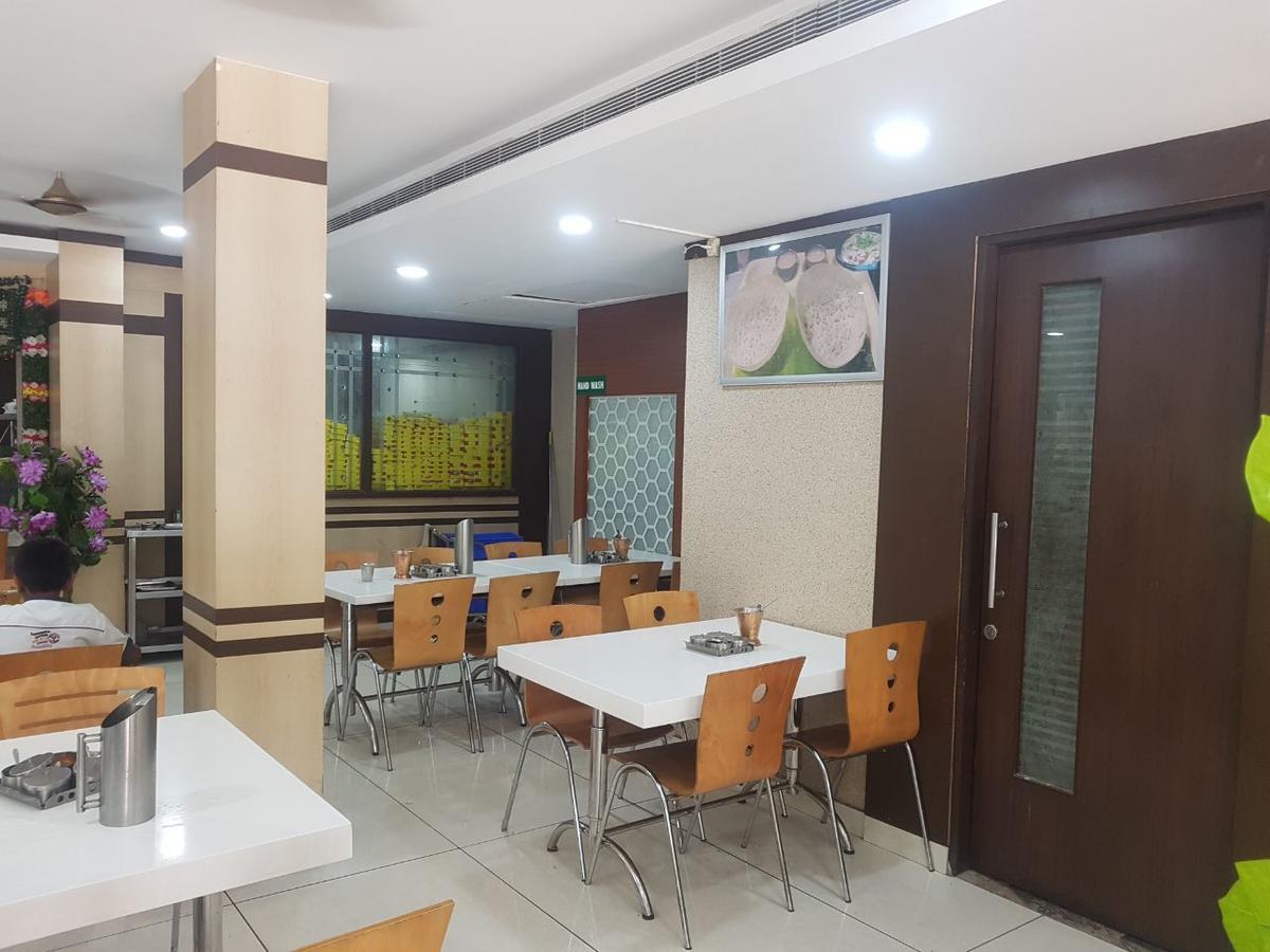 פאלני Hotel Tiruchendur Mani Iyer מראה חיצוני תמונה