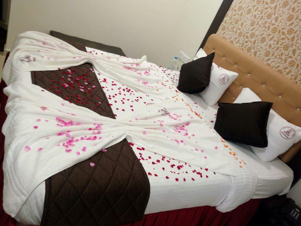 פאלני Hotel Tiruchendur Mani Iyer מראה חיצוני תמונה