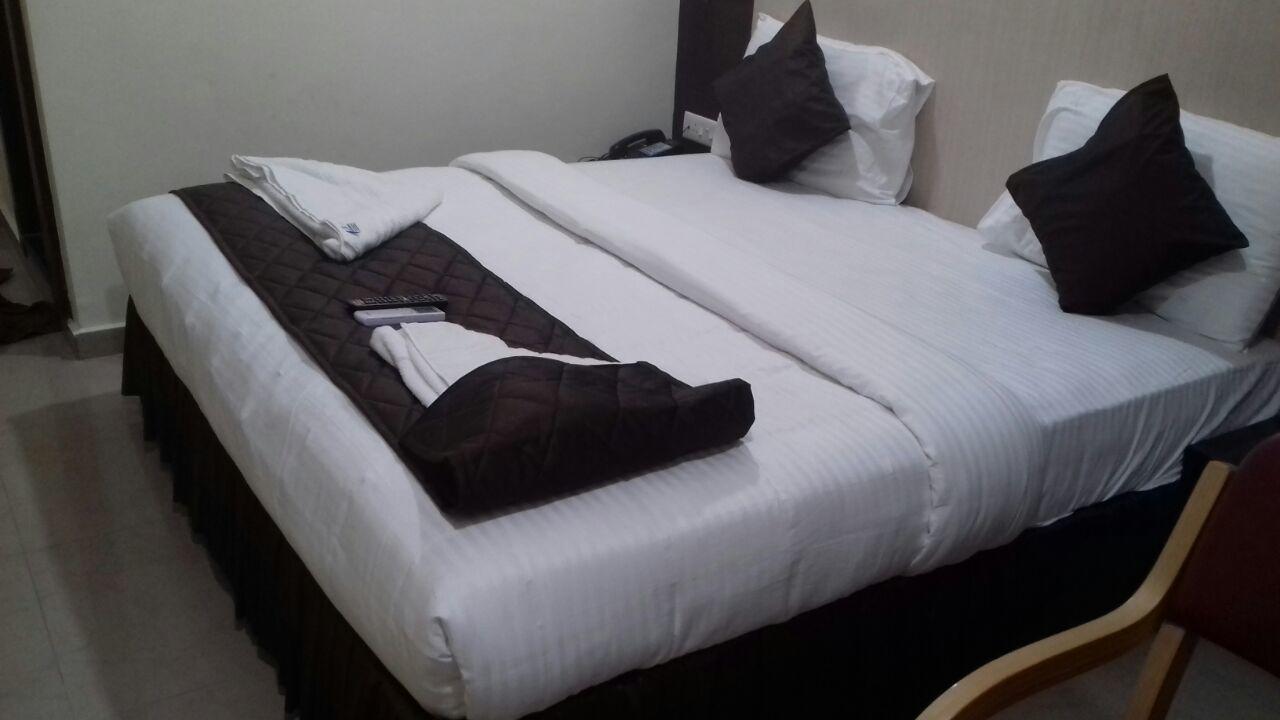 פאלני Hotel Tiruchendur Mani Iyer מראה חיצוני תמונה